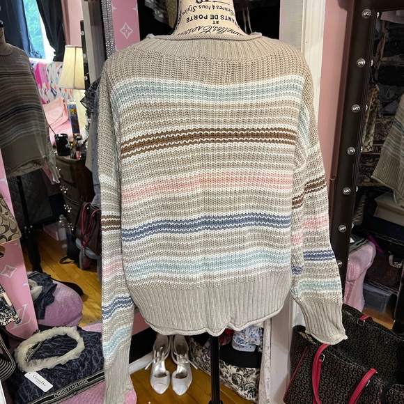 Hippie Rose Sweater - Picture 4 of 7